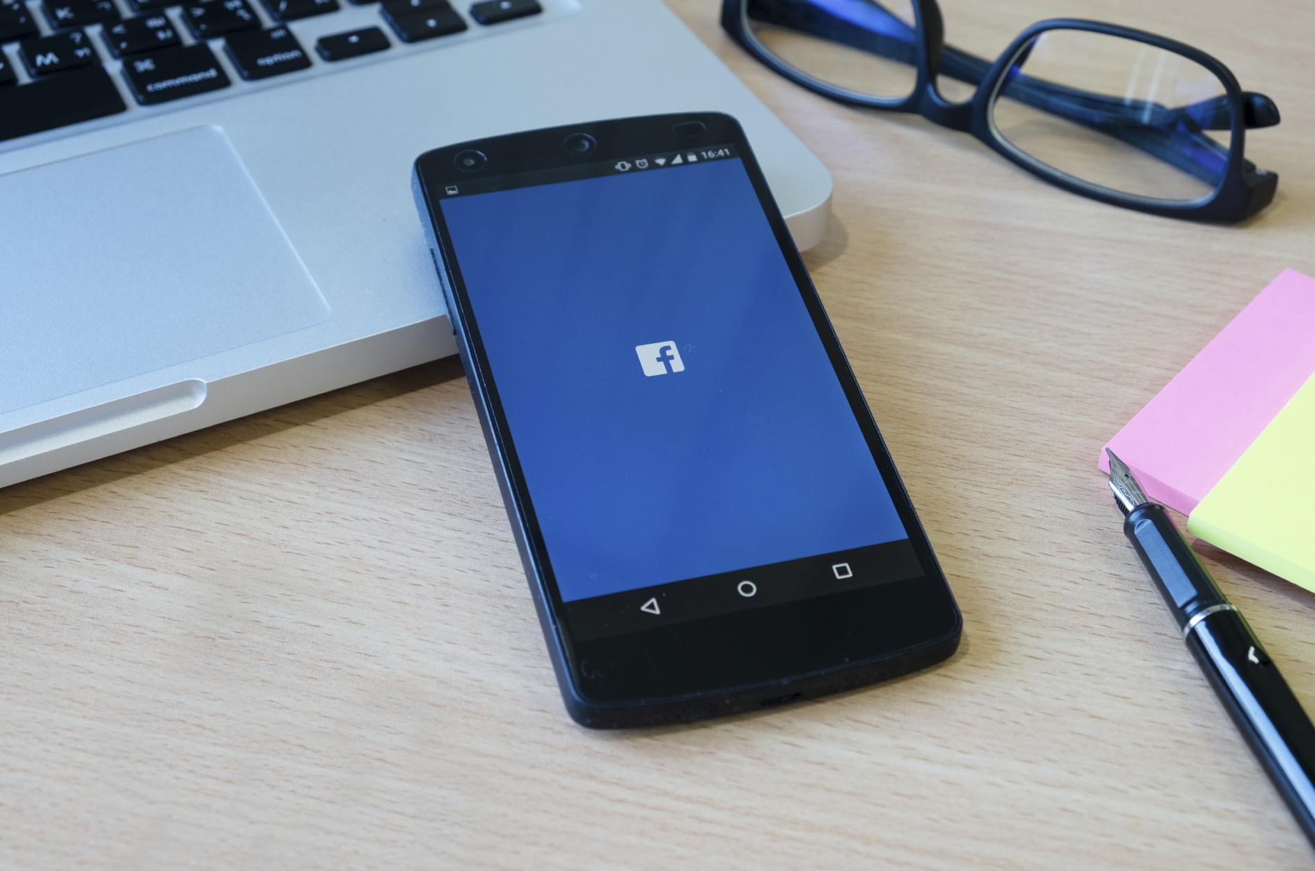 Ventajas para una empresa al estar en redes sociales